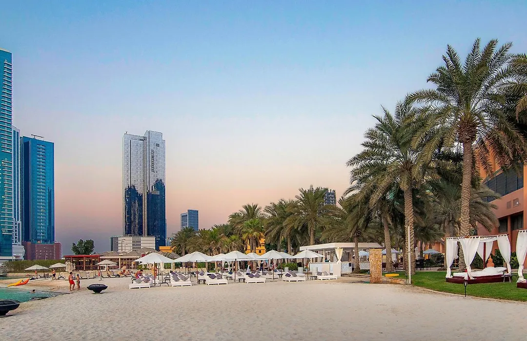 Sheraton Abu Dhabi Hotel & Resort-1