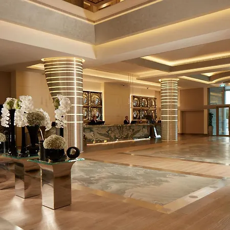 Royal M Hotel Abu Dhabi By Gewan-3