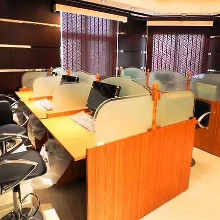 Al Jazeera Royal Hotel-2