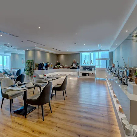 Tryp By Wyndham Abu Dhabi City Center-2