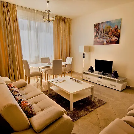 Abu Dhabi Plaza Hotel Apartments-2