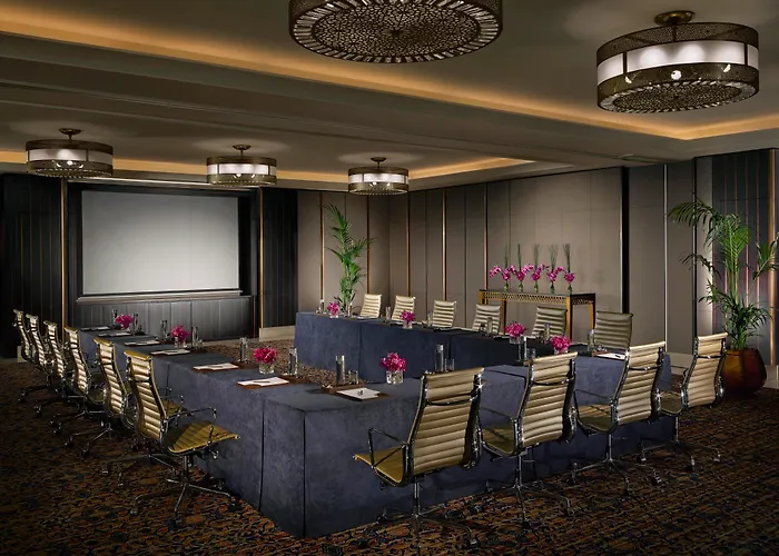 Dusit Thani Abu Dhabi, Emirati Arabi Uniti
