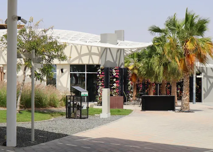 Masdar 2Br Haven - Chic Calm Urban Living