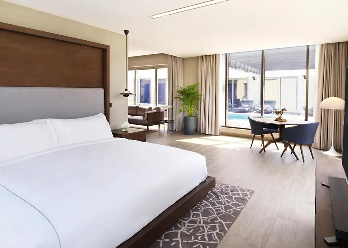 The Ritz-Carlton Abu Dhabi, Grand Canal, Vereinigte Arabische Emirate