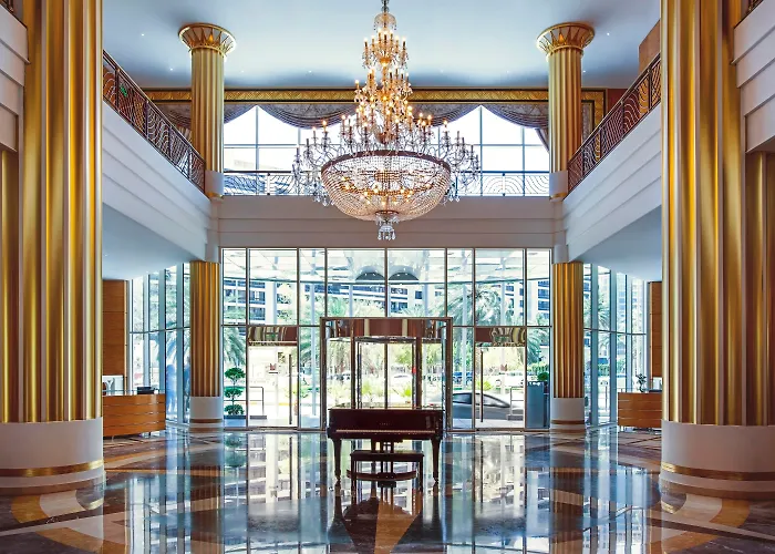 Corniche Hotel Abu Dhabi