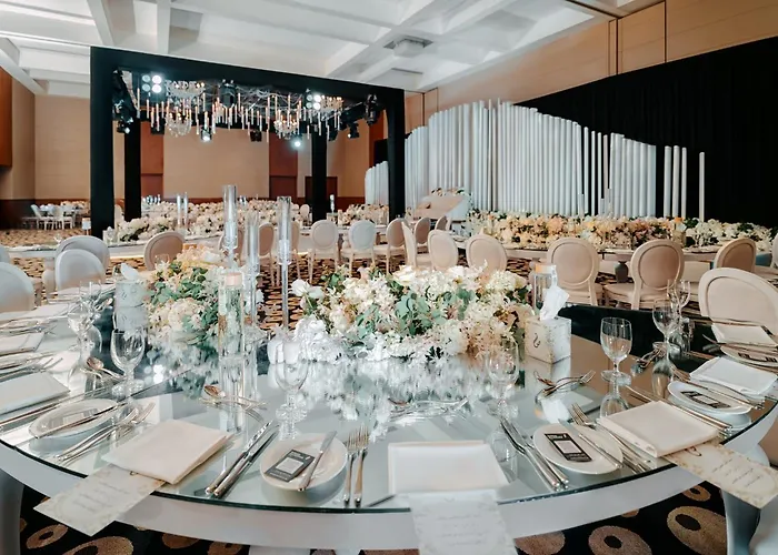 Yas Plaza Marina By Ihg